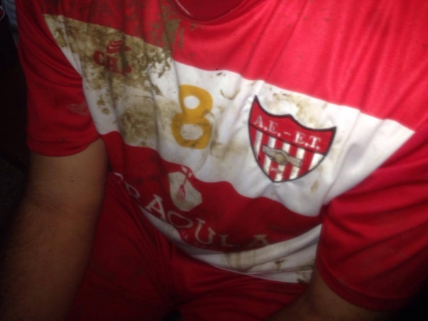 &Delta;&iota;&pi;&lambda;ό &sigma;&tau;&iota;&sigmaf; &lambda;ά&sigma;&pi;&epsilon;&sigmaf;...