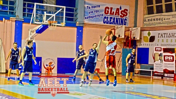 &Nu;&tau;&epsilon;&rho;&mu;&pi;ά&rho;&alpha; &sigma;&tau;&omicron; &Kappa;ύ&pi;&epsilon;&lambda;&lambda;&omicron;